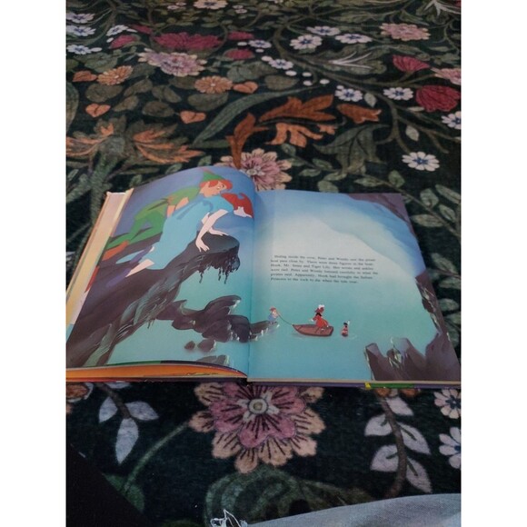 Vintage Peter Pan by Disney Staff (1987, Hardcover Book) Collectible Penguin - Picture 4 of 8